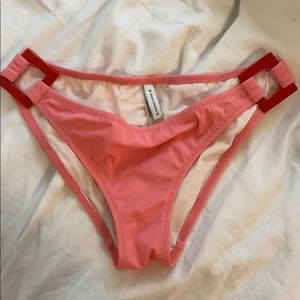 sold and striped bottom